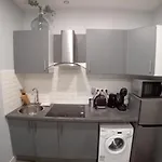 Lovely Ground-Floor Apartment